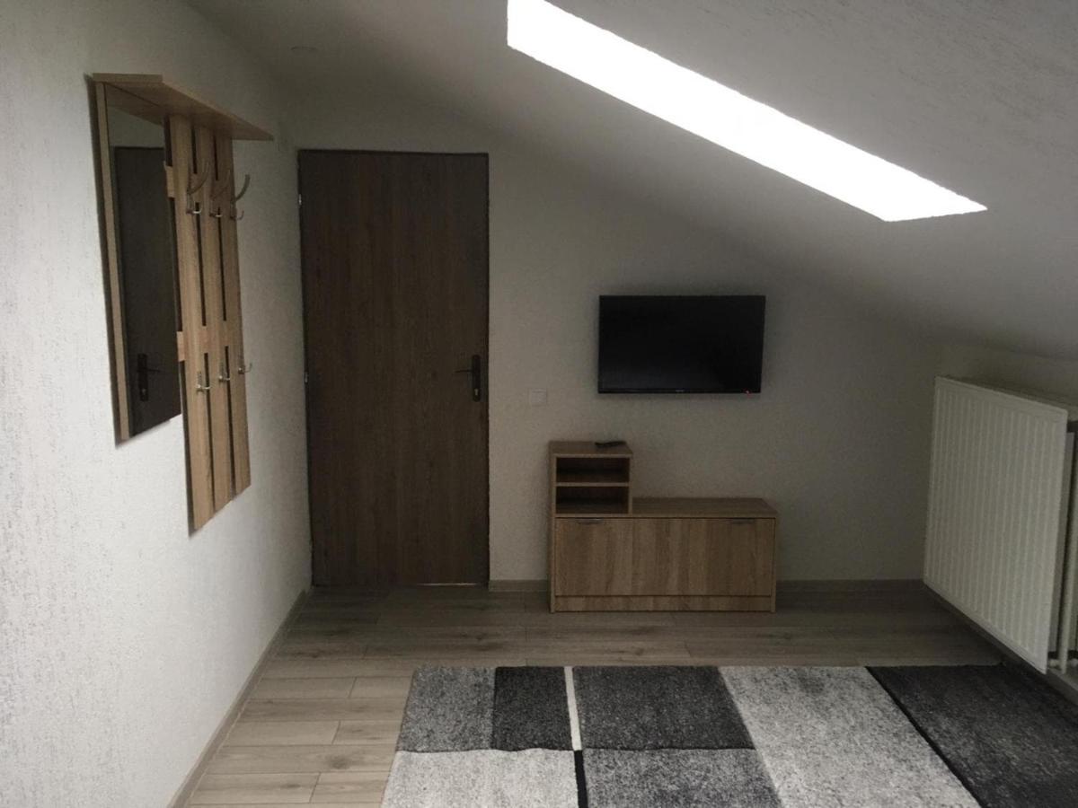 Casa Andy Hotel บุชเตนี ภายนอก รูปภาพ